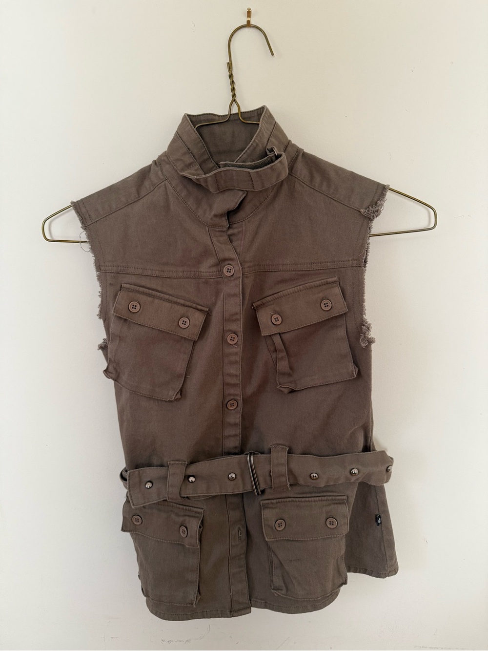 ILLIG y2k Sleeveless Utility Cargo Vest in Taupe Brown